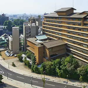 传统日式旅馆 道後温泉 大和屋本店, 松山
